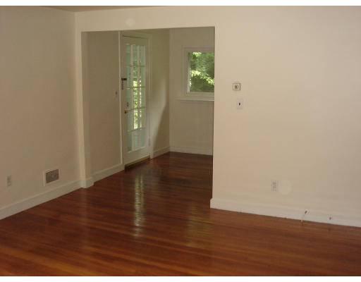 31 Davidson Road Framingham, MA 01701 - Photo 6 of 10