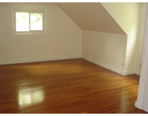 31 Davidson Road Framingham, MA 01701 - Photo 9 of 10