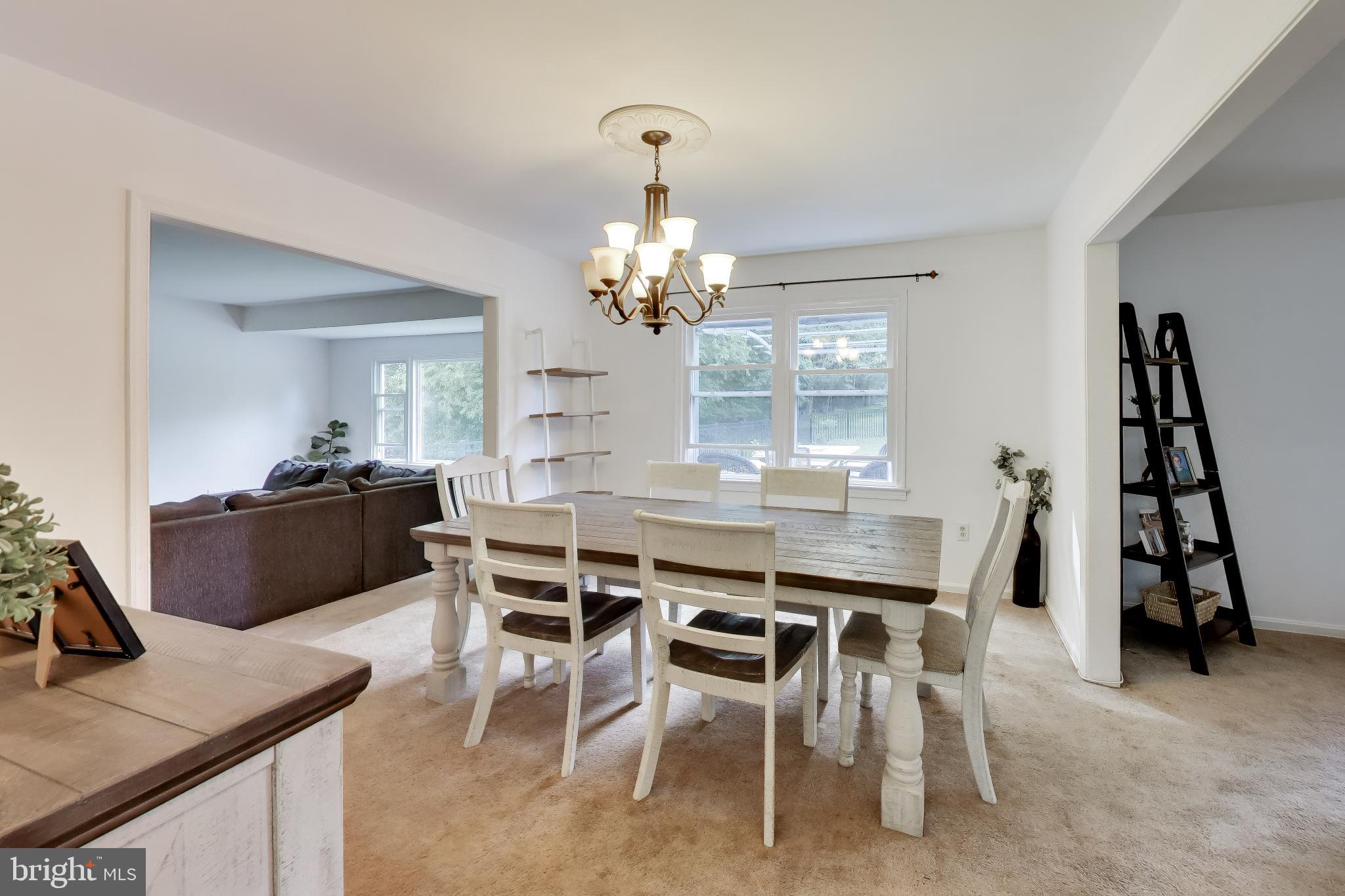 3240 Juniper Lane Huntingtown, MD 20639 - Photo 5 of 48 a dining room with furniture and window