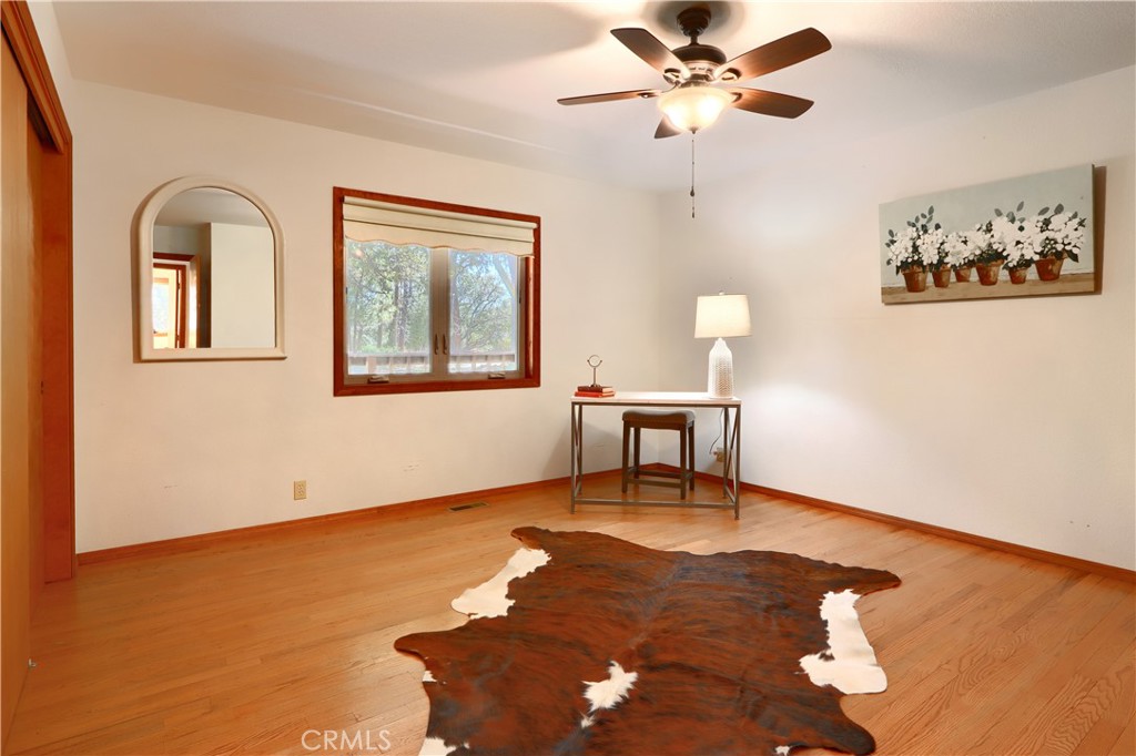5857 Allred Road Mariposa, CA 95338 - Photo 30 of 62 4th Bedroom / Office w/Built In Cabinets.