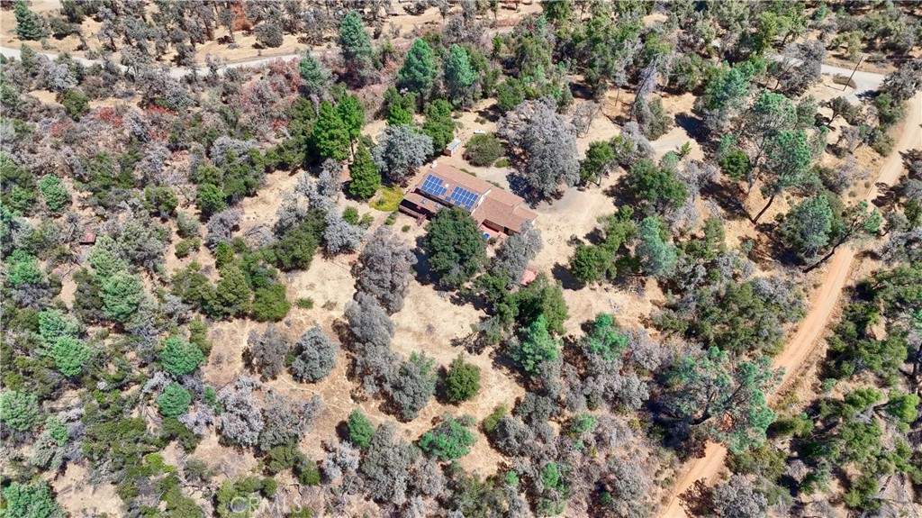 5857 Allred Road Mariposa, CA 95338 - Photo 55 of 62 an aerial view of residential house with yard and green space