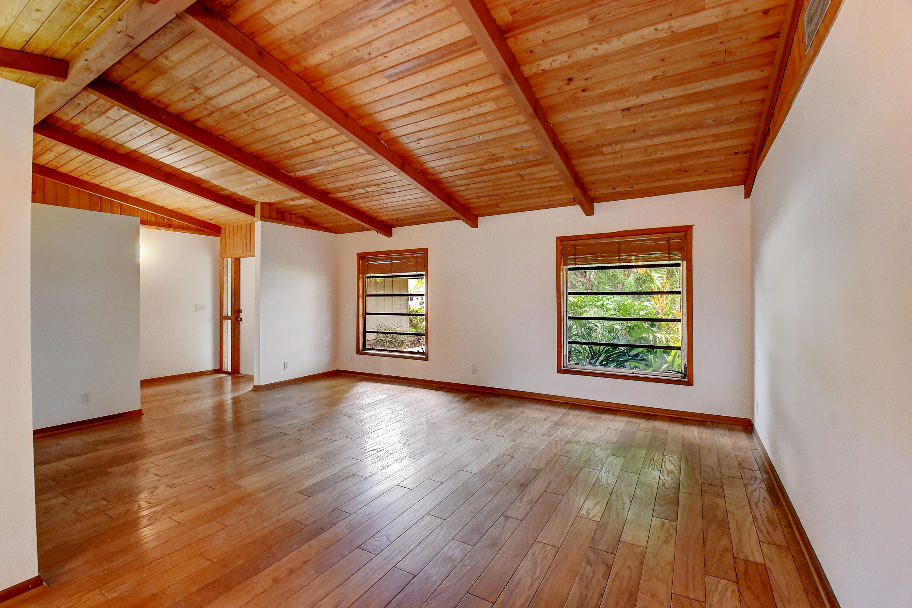 1023 Northwest 7th Street Boca Raton, FL 33486 - Photo 4 of 27 Living Room