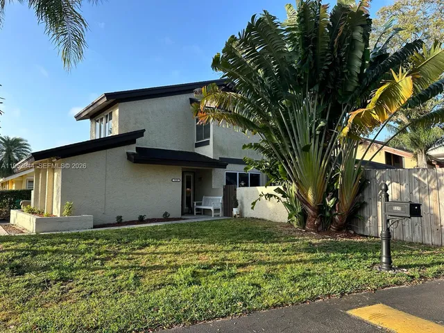 $4,500 | 8320 Southwest 39th Court, Davie, FL 33328