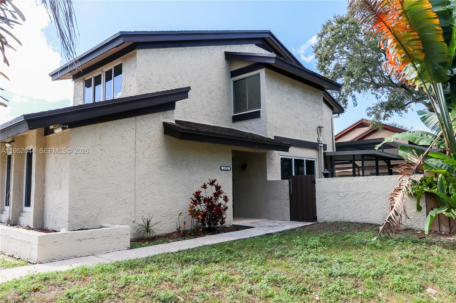 8320 Southwest 39th Court Davie, FL 33328 - Photo 48 of 51