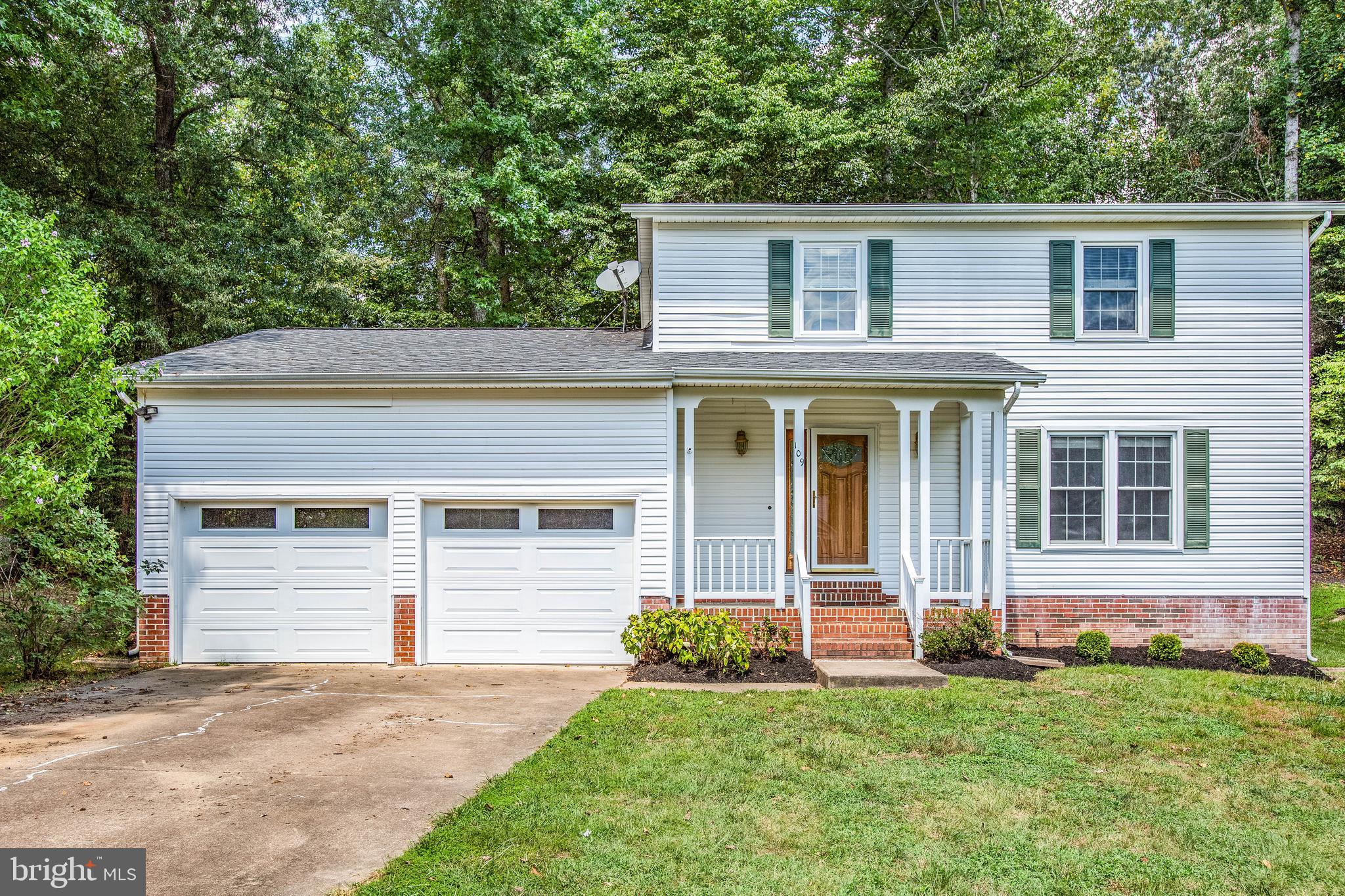 109 Valley View Road Fredericksburg, VA 22407 - Photo 1 of 34 109 Valley View waiting for you!!