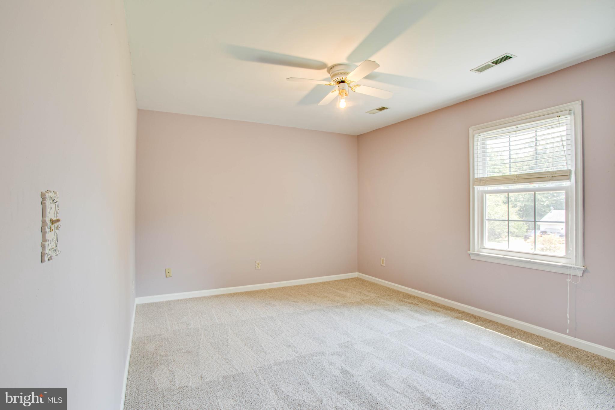 109 Valley View Road Fredericksburg, VA 22407 - Photo 19 of 34 Bedroom #3
