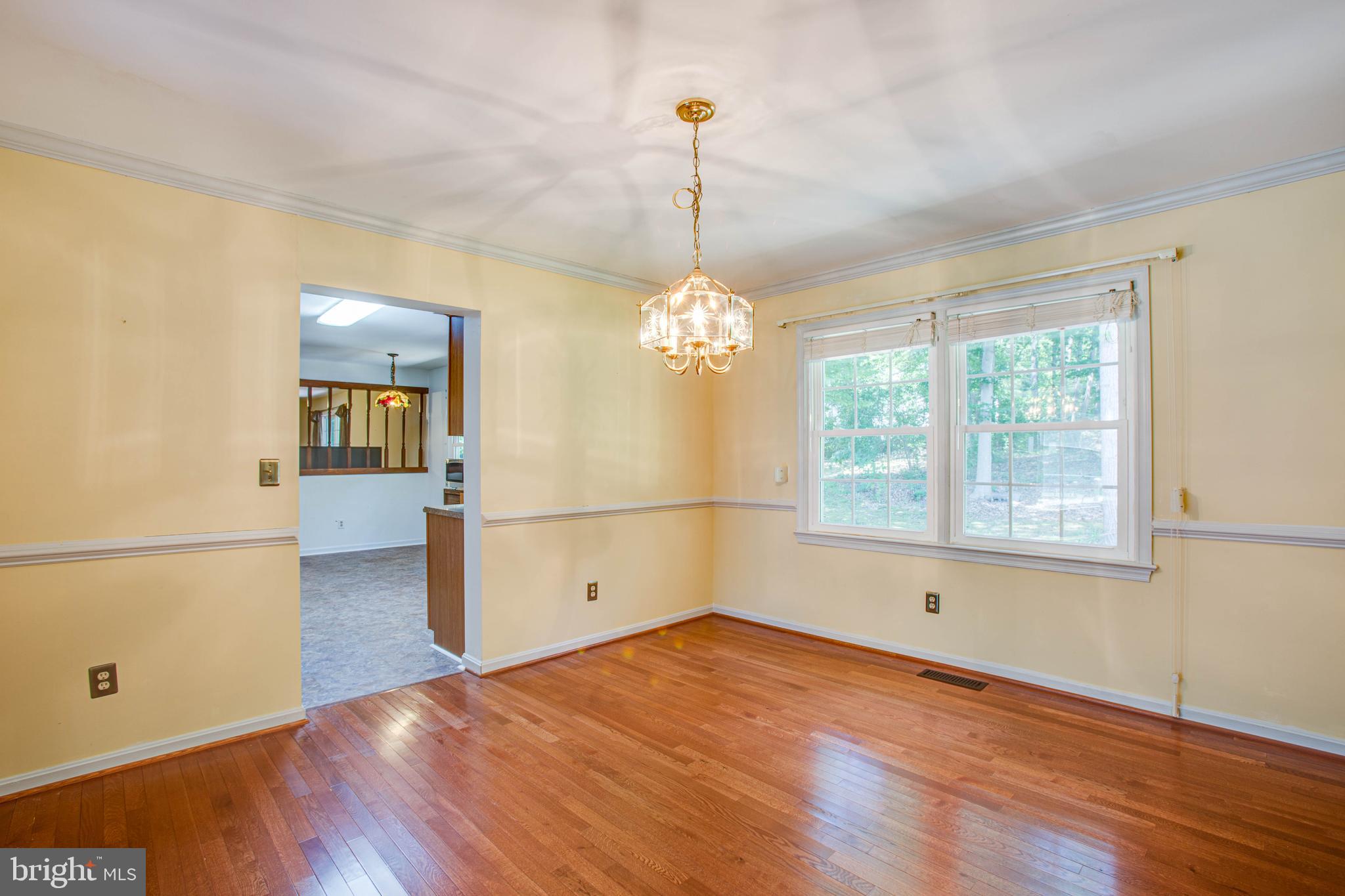 109 Valley View Road Fredericksburg, VA 22407 - Photo 5 of 34 Dining room