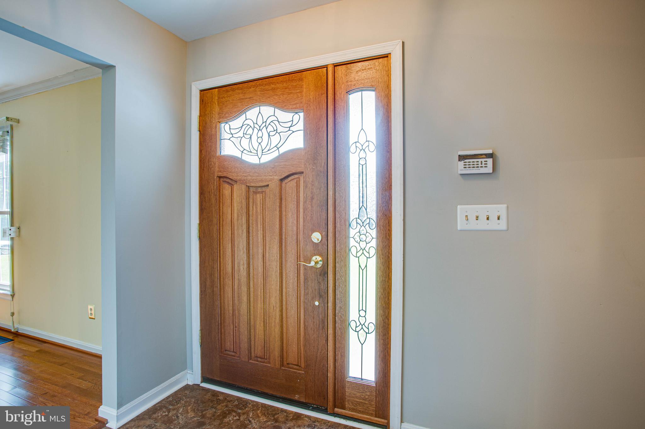 109 Valley View Road Fredericksburg, VA 22407 - Photo 6 of 34 Welcome home!