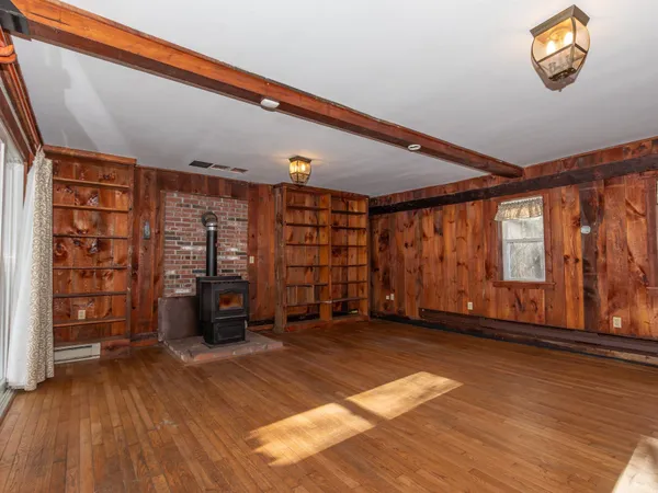 $649,000 | 24 Hunt Road, Westmoreland, NH 03467