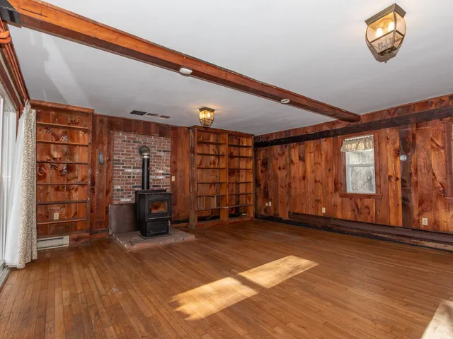 $669,000 | 24 Hunt Road, Westmoreland, NH 03467