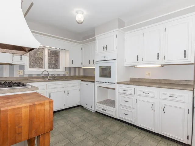 $669,000 | 24 Hunt Road, Westmoreland, NH 03467