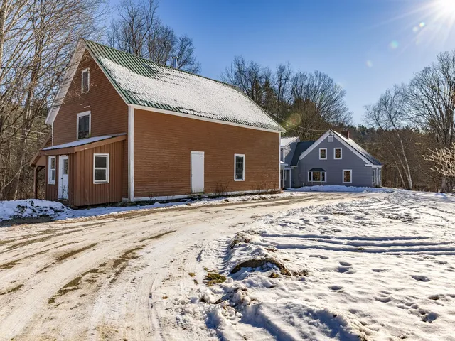 $669,000 | 24 Hunt Road, Westmoreland, NH 03467