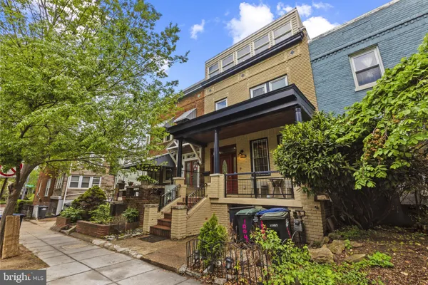 $2,100 | 1004 Irving Street Northwest, Unit A, Washington, DC 20010