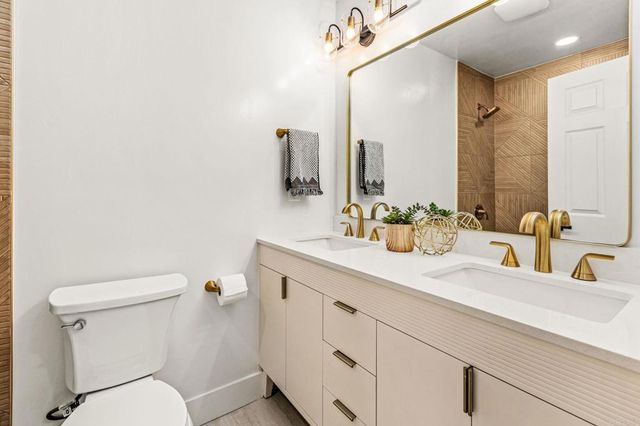 $985,000 | 530 Zest Court, San Diego, CA 92139