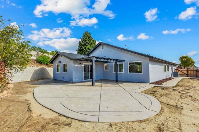 $985,000 | 530 Zest Court, San Diego, CA 92139