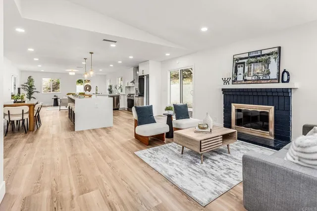 $985,000 | 530 Zest Court, San Diego, CA 92139