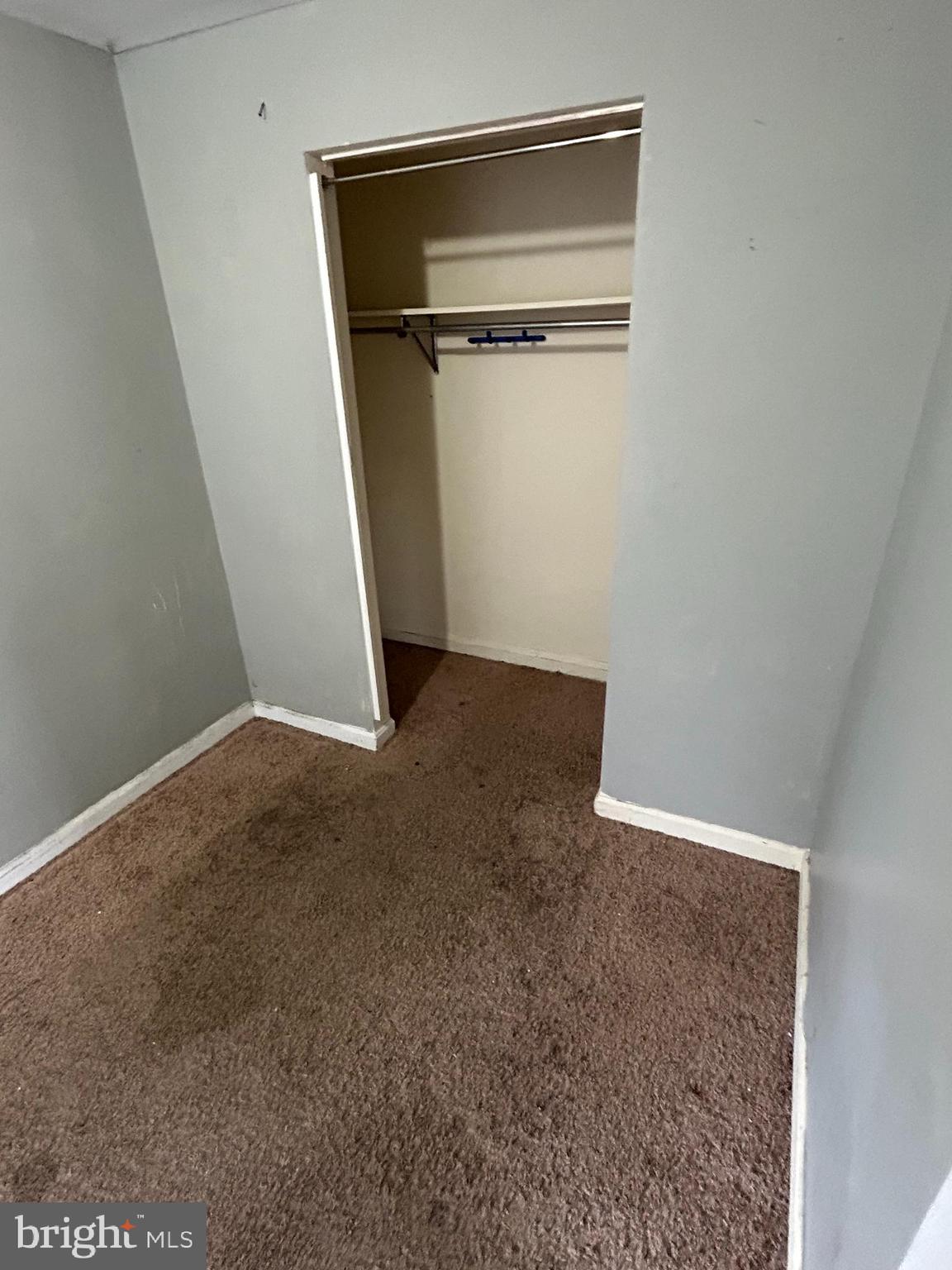 1137 Monroe Circle Baltimore, MD 21225 - Photo 5 of 34