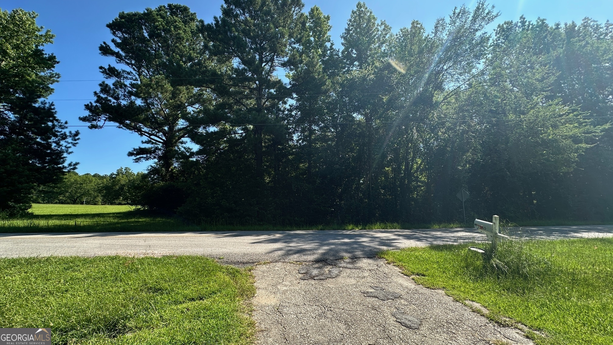 .94-ac Warren Road White Plains, GA 30678 - Photo 1 of 4