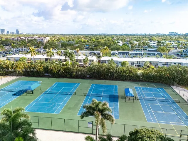$2,600 | 600 Three Islands Boulevard, Unit 519, Hallandale Beach, FL 33009