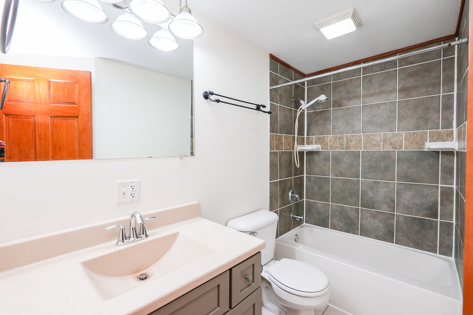 464 North Maple Street Manteno, IL 60950 - Photo 17 of 26