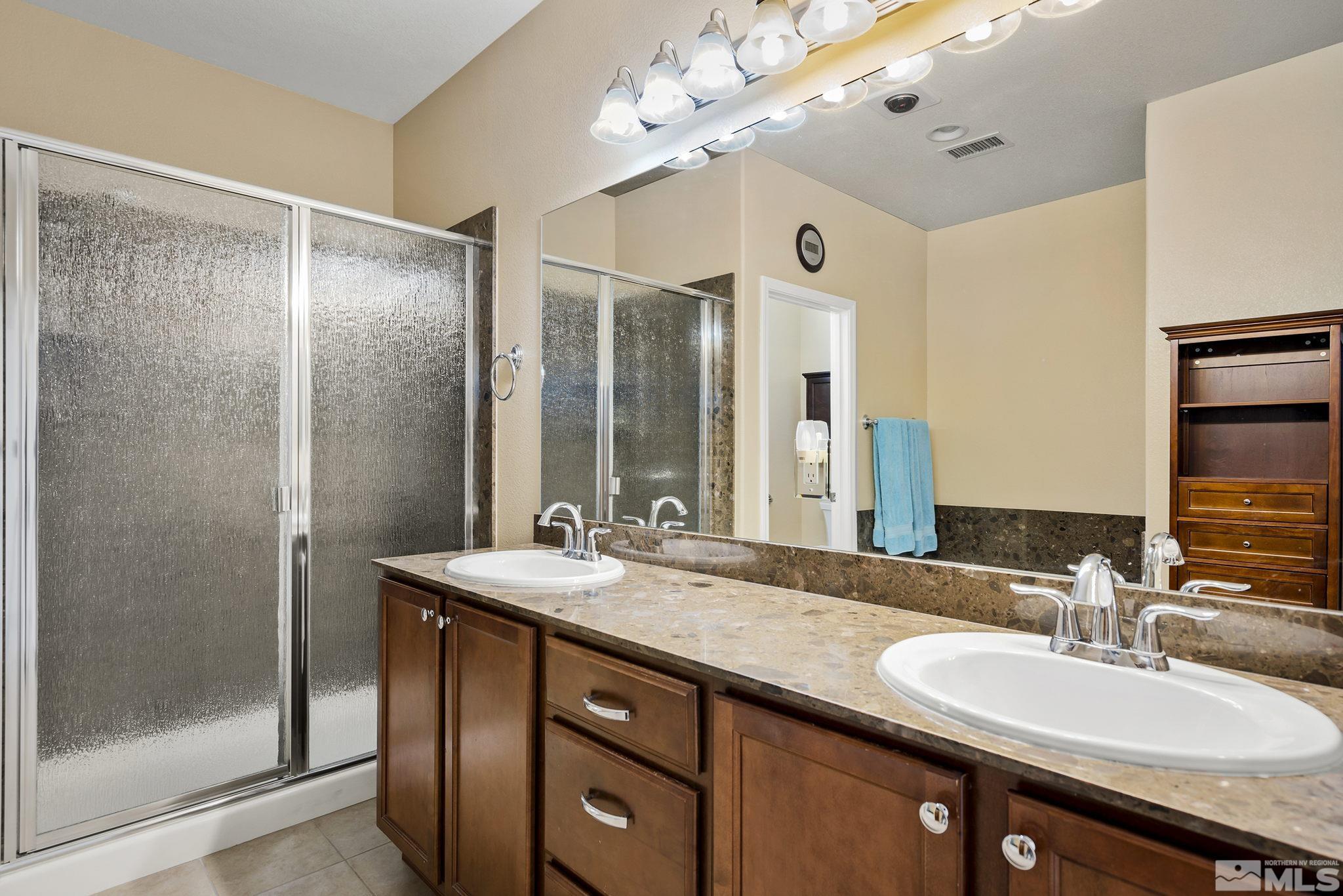 9645 Aidan Way Reno, NV 89521 - Photo 11 of 21 Photo 11