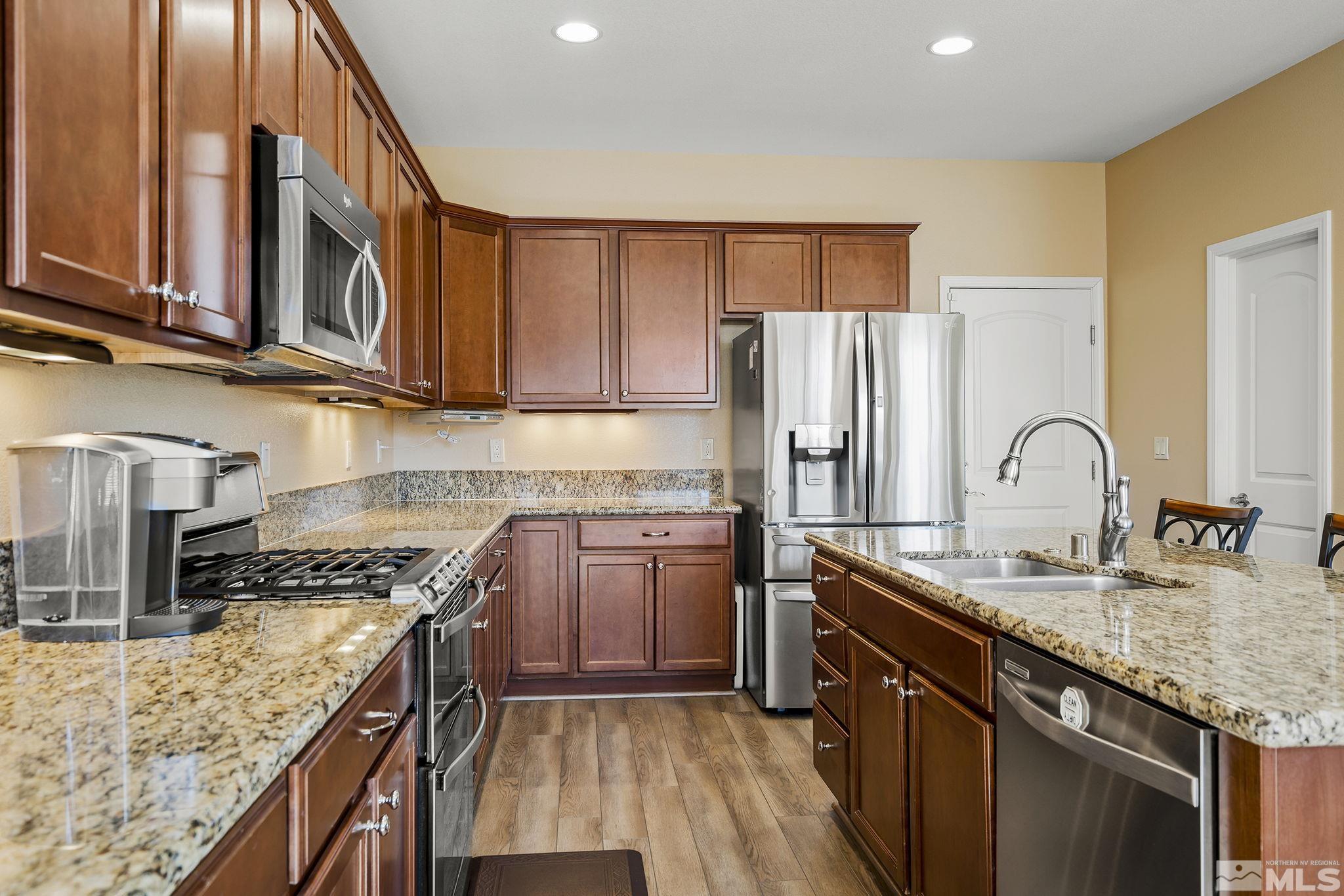 9645 Aidan Way Reno, NV 89521 - Photo 7 of 21 Photo 7