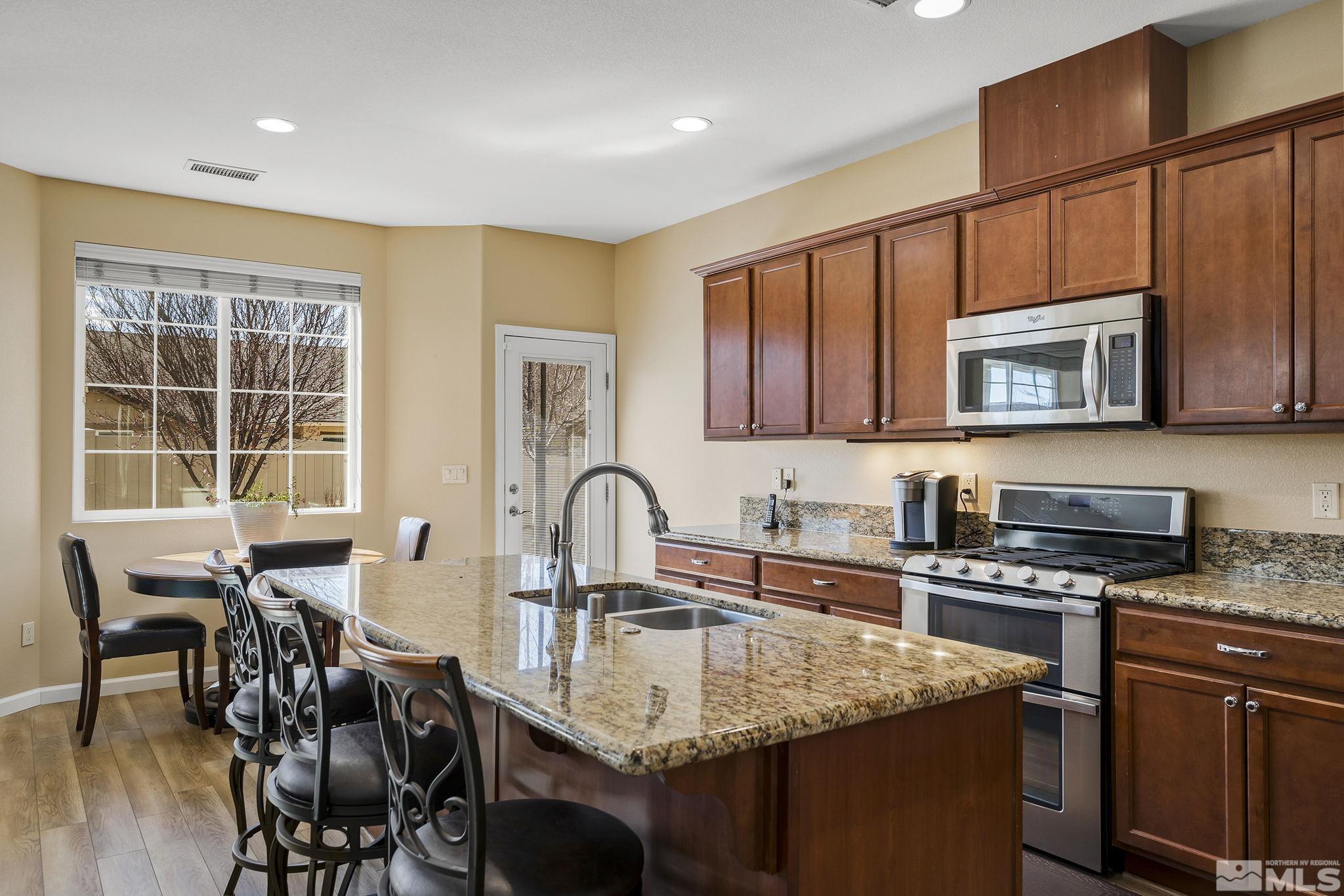 9645 Aidan Way Reno, NV 89521 - Photo 8 of 21 Photo 8