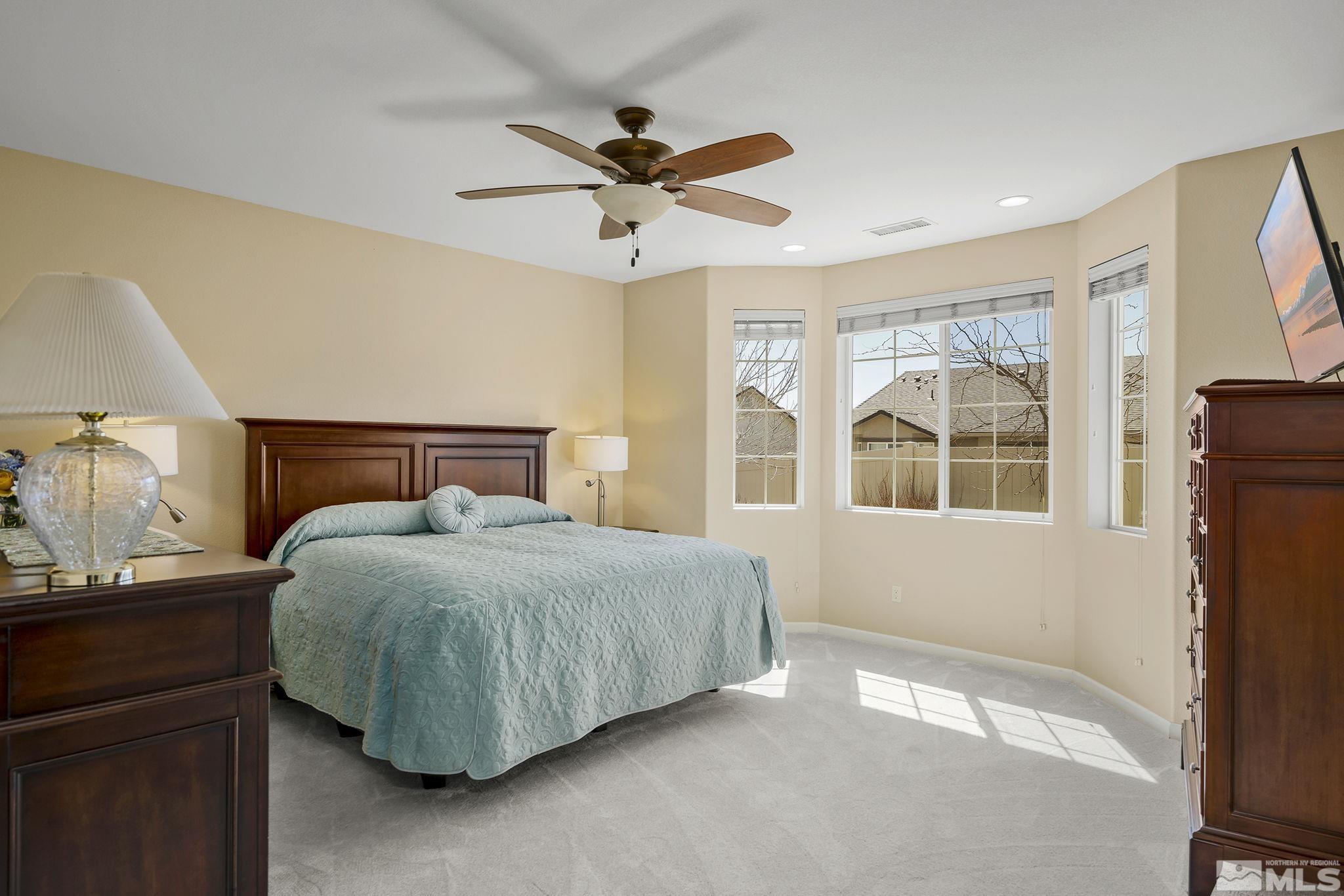 9645 Aidan Way Reno, NV 89521 - Photo 10 of 21 Photo 10
