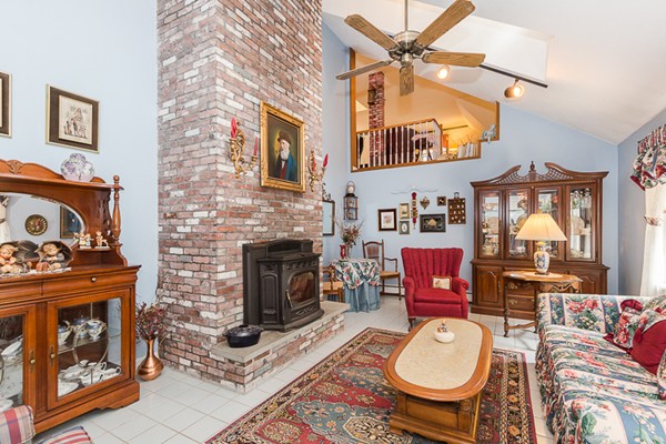 19 Woodman Road Amesbury, MA 01913 - Photo 8 of 30 Gallery Image 8