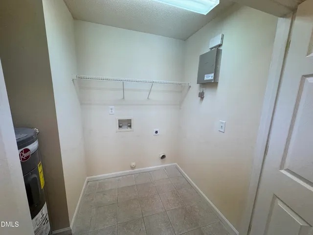 $1,700 | 2521 Gordon Glen Court, Unit 103, Raleigh, NC 27617