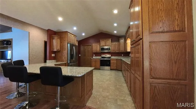 $895,000 | 19056 Country Road 427, Summersville, MO 65571