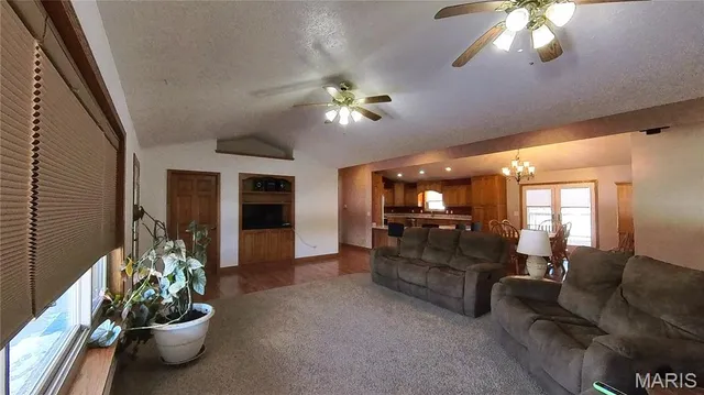 $895,000 | 19056 Country Road 427, Summersville, MO 65571