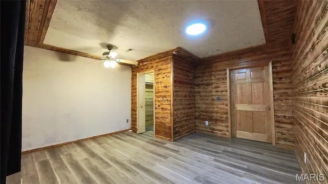 $895,000 | 19056 Country Road 427, Summersville, MO 65571