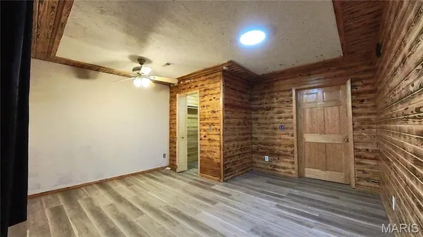 $895,000 | 19056 Country Road 427, Summersville, MO 65571