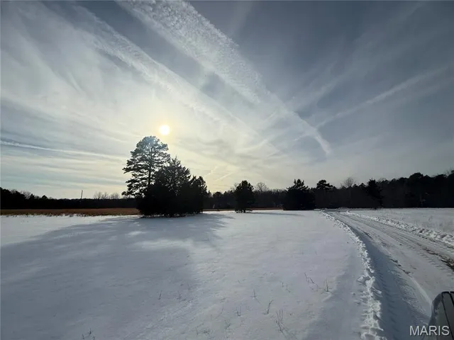 $895,000 | 19056 Country Road 427, Summersville, MO 65571