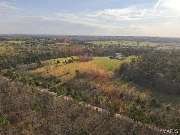 $895,000 | 19056 Country Road 427, Summersville, MO 65571