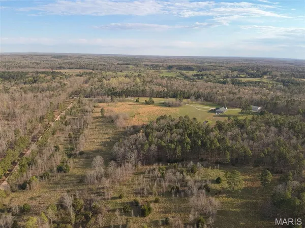 $895,000 | 19056 Country Road 427, Summersville, MO 65571