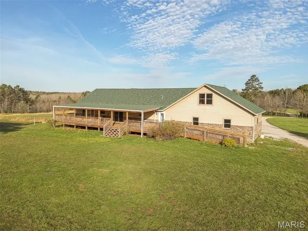 $895,000 | 19056 Country Road 427, Summersville, MO 65571