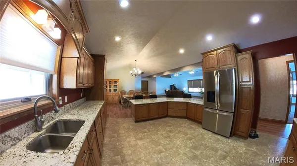 $895,000 | 19056 Country Road 427, Summersville, MO 65571