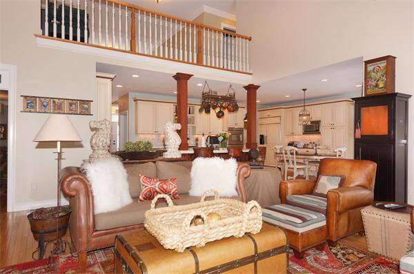 20 Eastmount Road Medfield, MA 02052 - Photo 8 of 28 Gallery Image 8