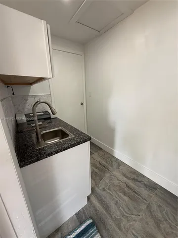 $1,300 | 545 Northwest 20th Street, Unit 2, Homestead, FL 33030