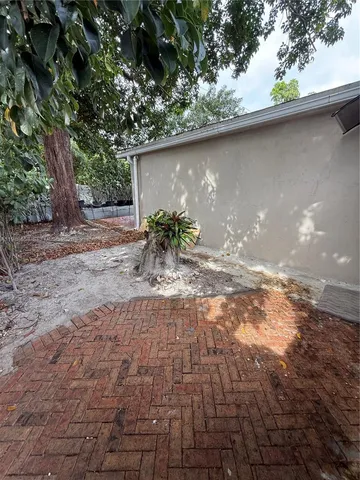 $1,300 | 545 Northwest 20th Street, Unit 2, Homestead, FL 33030