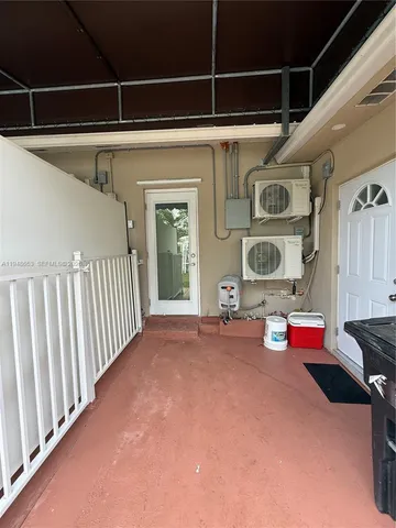 $1,300 | 545 Northwest 20th Street, Unit 2, Homestead, FL 33030