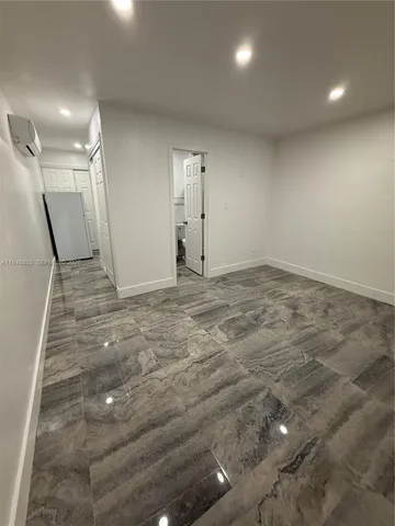 $1,300 | 545 Northwest 20th Street, Unit 2, Homestead, FL 33030