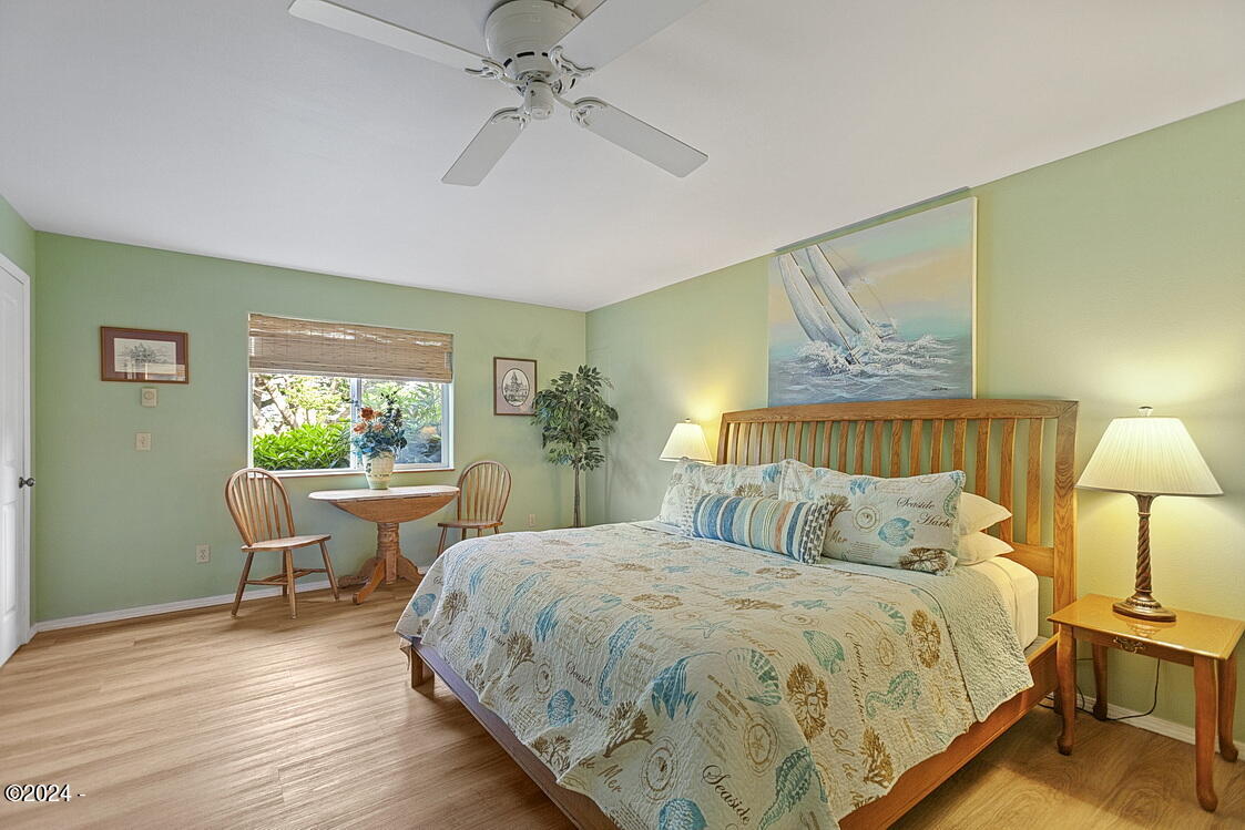 154 Shell Street Yachats, OR 97498 - Photo 8 of 57 Bedroom #1