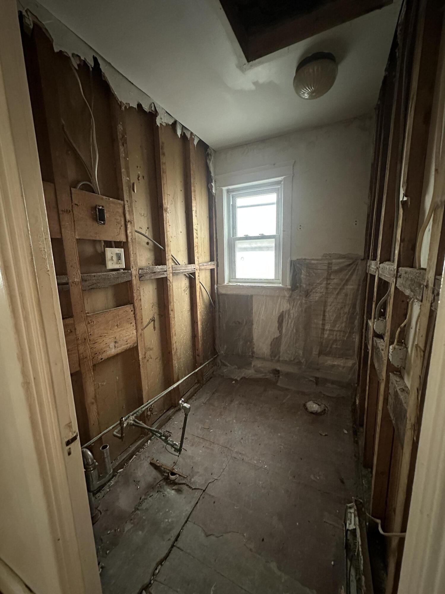 144 Main Street Rockland, ME 04841 - Photo 8 of 17 Unit 1