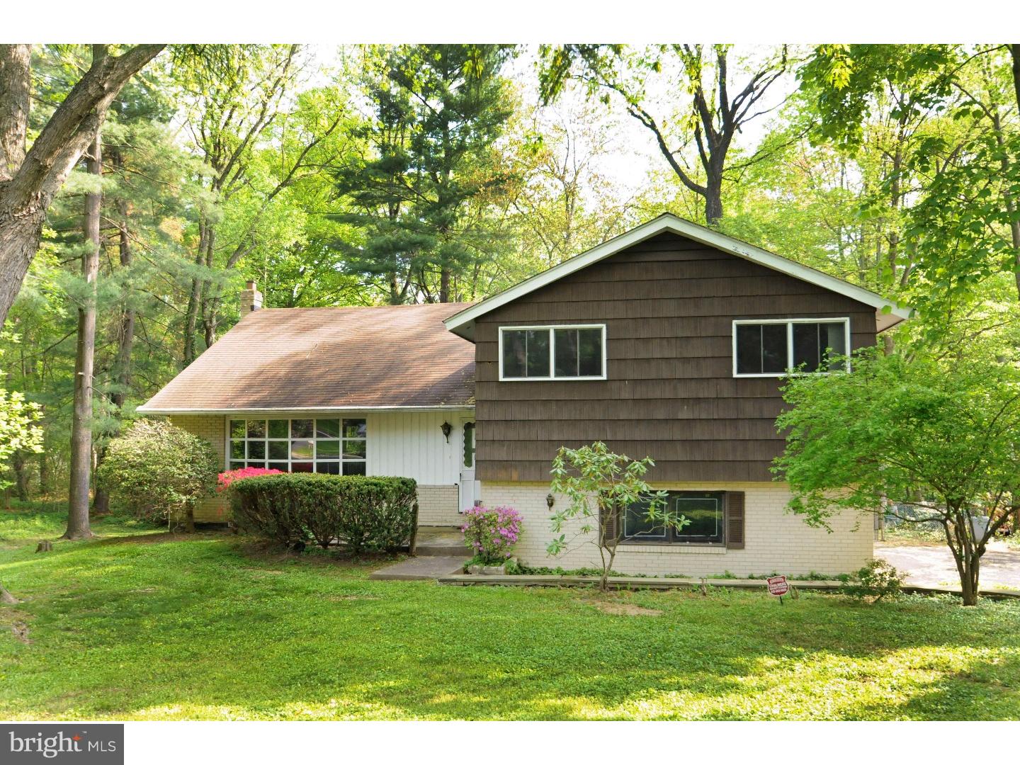 1009 Delene Road Rydal, PA 19046 - Photo 1 of 25 Exterior Front