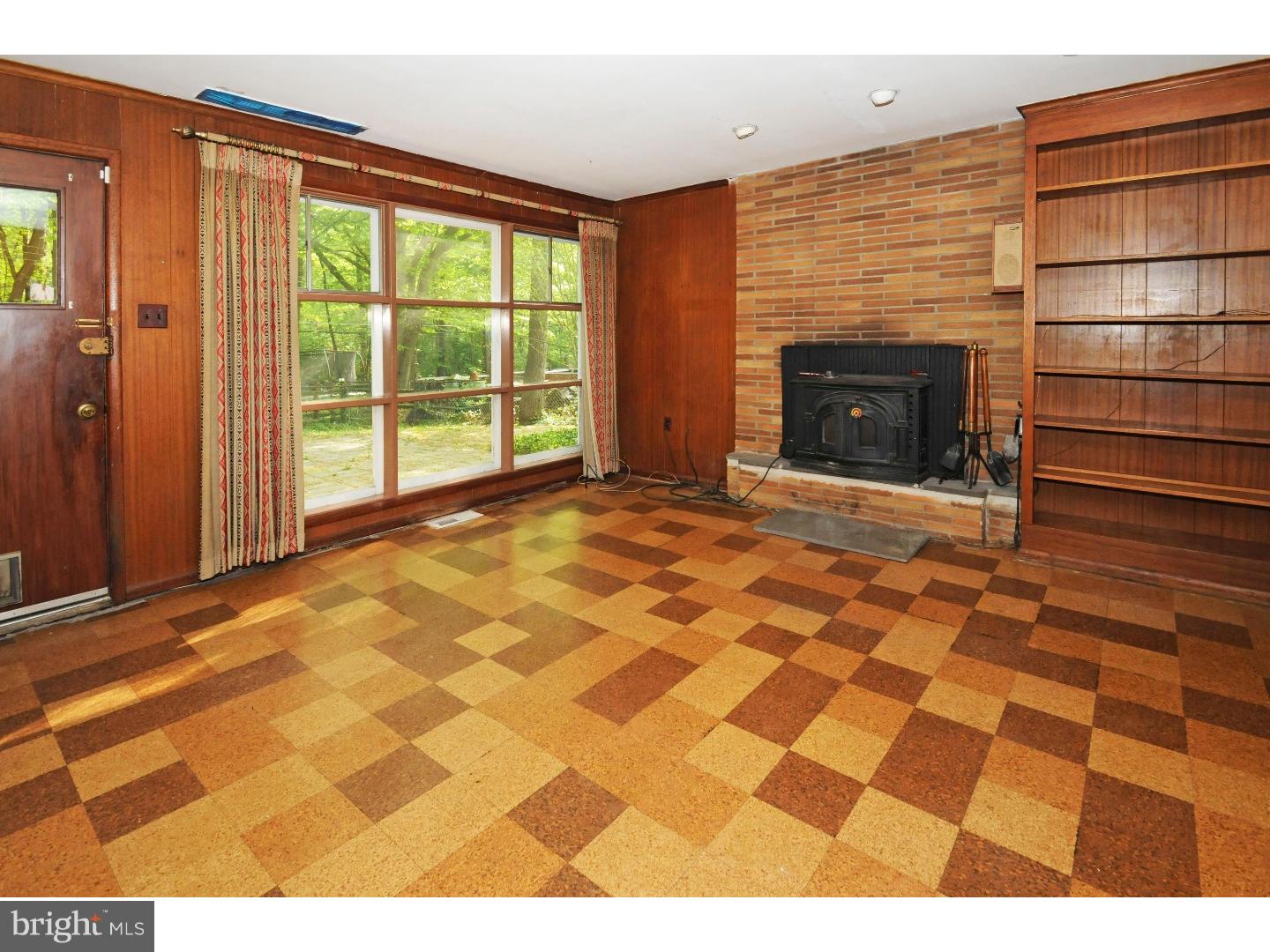 1009 Delene Road Rydal, PA 19046 - Photo 12 of 25 Family Room