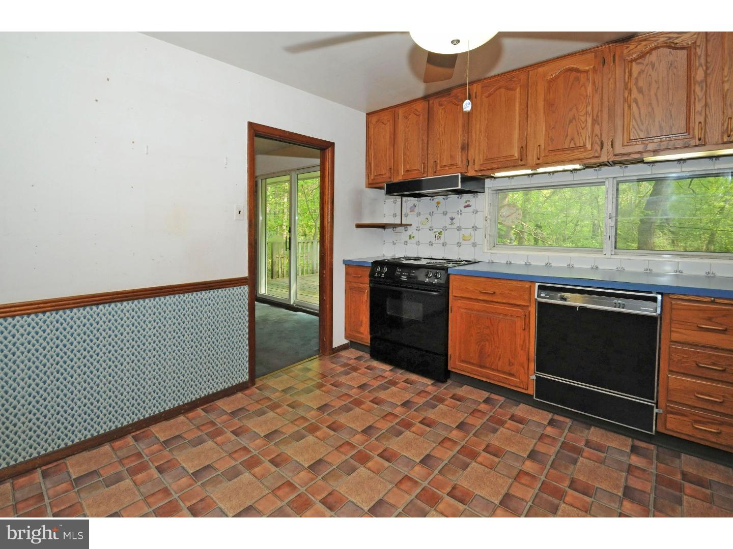 1009 Delene Road Rydal, PA 19046 - Photo 10 of 25 Kitchen