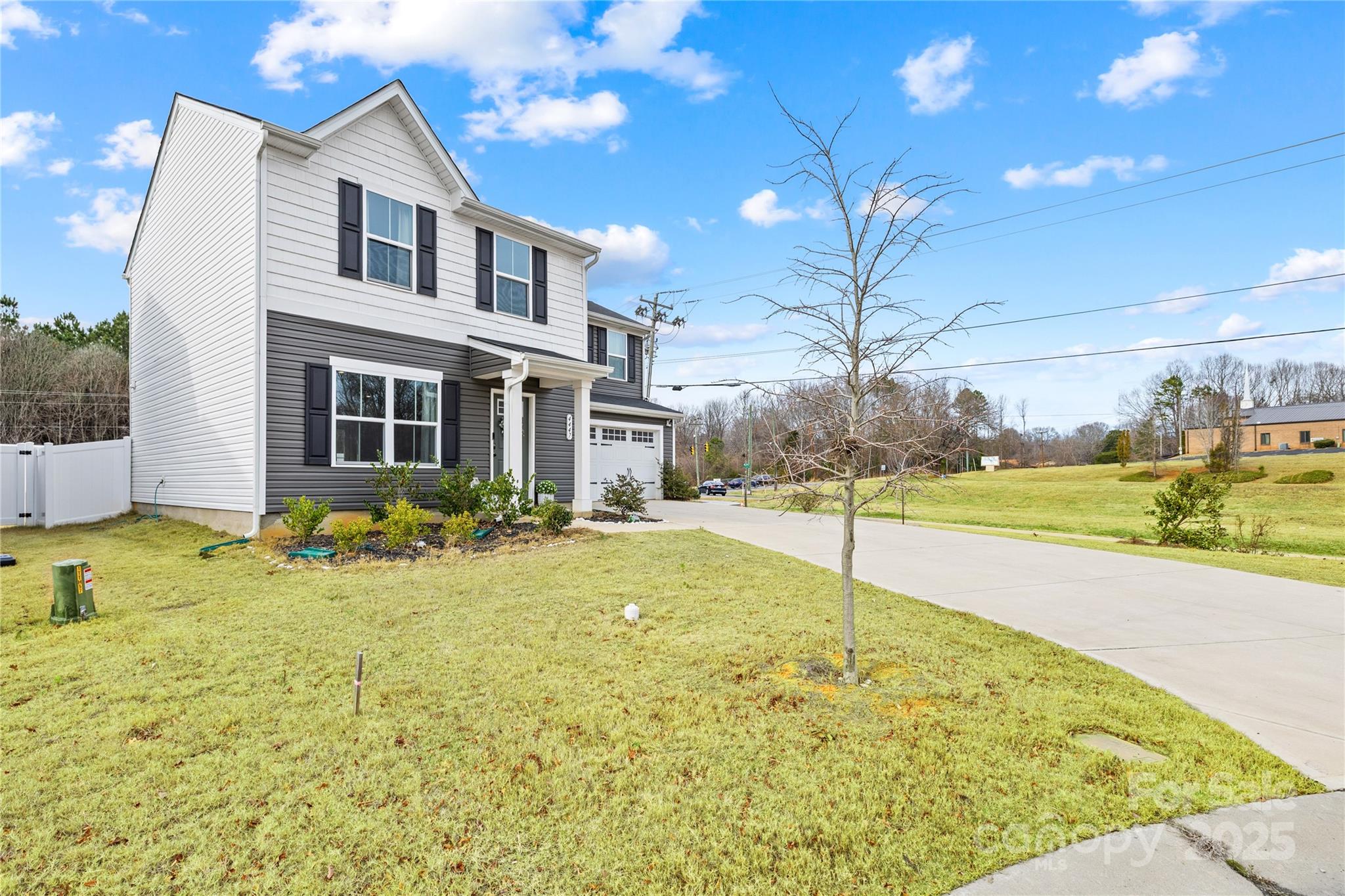 4447 Wild Rdg Drive Charlotte, NC 28215 - Photo 2 of 30